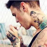 6686体育铜牌作者Avery