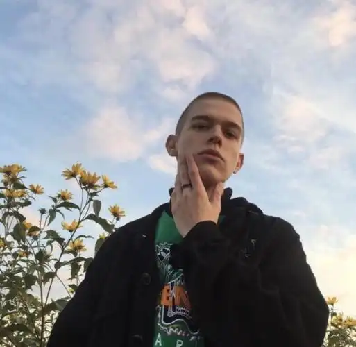 6686体育铜牌作者Paul