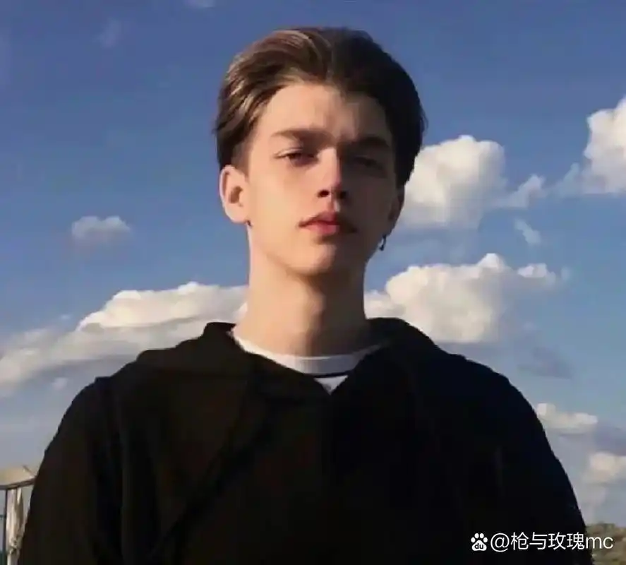 6686体育海外作者Lenny