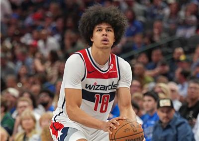 อนาคตมีหวัง! Keshawn George มีค่ำคืนแห่งอาชีพในขณะที่ทีมเอาชนะ Mavericks