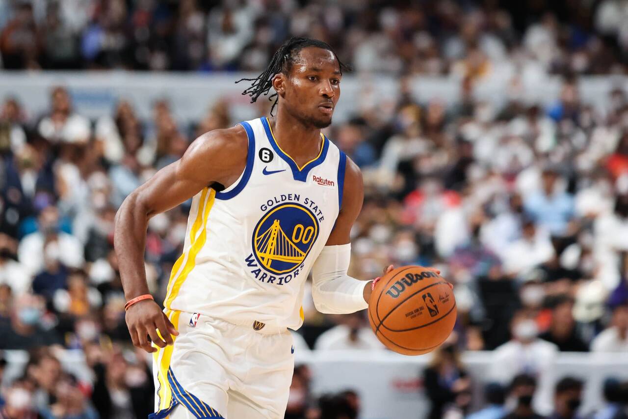 การควบคุมบอลร้อน! Kuminga และ Richard ทำคะแนนได้ 23 แต้มด้วยกันจาก 8 จาก 10 นัดในควอเตอร์แรก