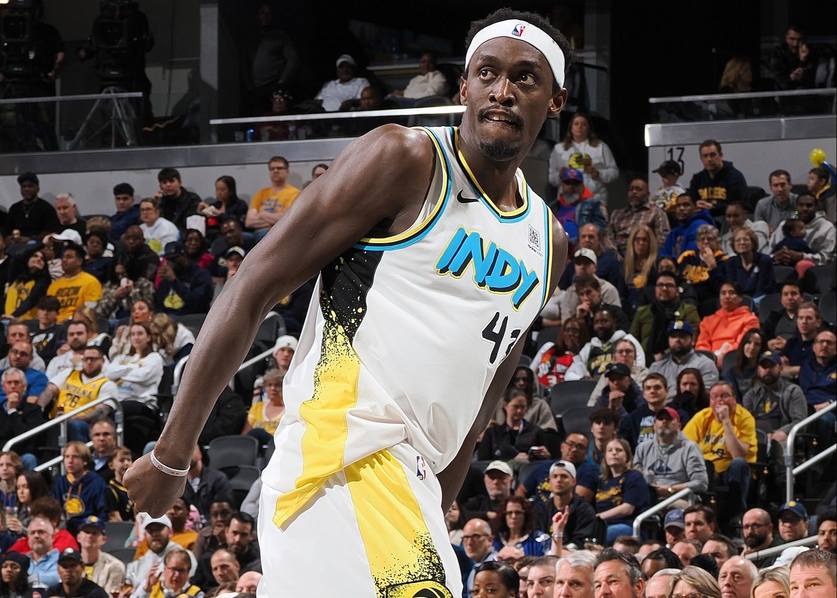 ครองบอลไม่ดีแต่อเนกประสงค์! เซียกัมทำไป 10 แต้ม 4 รีบาวด์ 4 แอสซิสต์ในครึ่งแรก